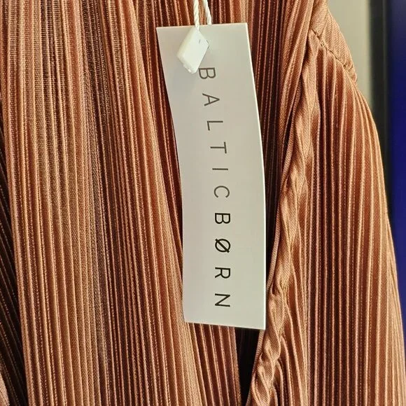 Baltic Born Athena Pleated Brown Short Sleeve Maxi Dress Sz M - Picture 8 of 11